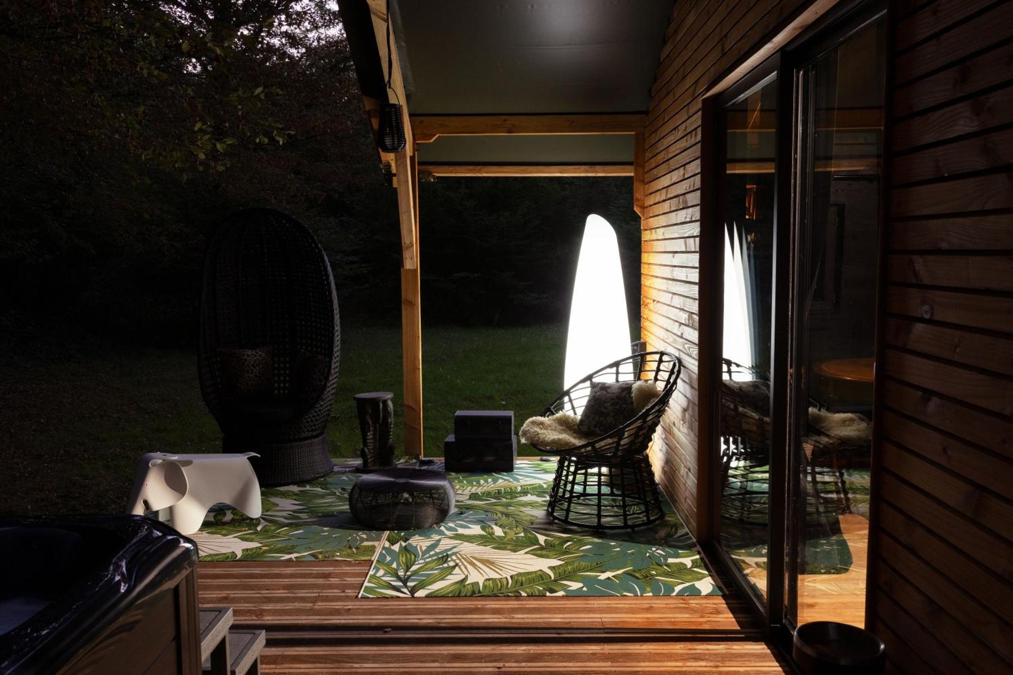 L Ost In Sensations -Hebergements Insolites Et Suites De Luxe Spa Sauna Piscine Foret Marcenais Bagian luar foto